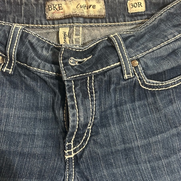BKE Women's casual Boot Cut Blue Jeans 30X 30 - Picture 3 of 4
